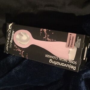 Japonesque Rejuvanating sonic facial cleanser
